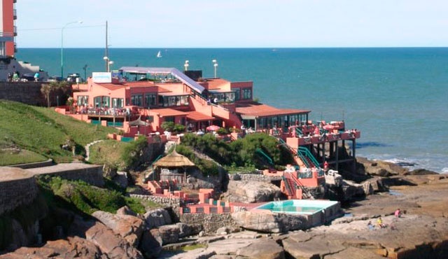 Playa Chica: mientras se trabaja en el pliego, demolerán las instalaciones
