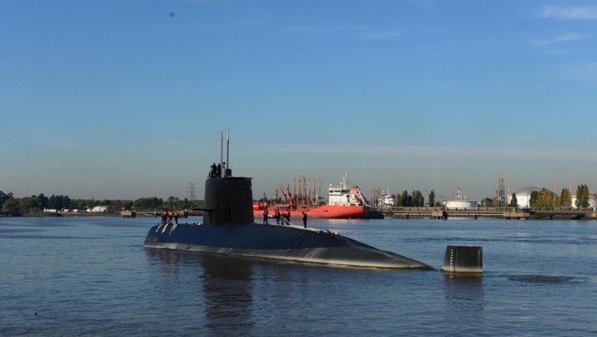 El ministro de Defensa llega a Mar del Plata por la búsqueda del submarino