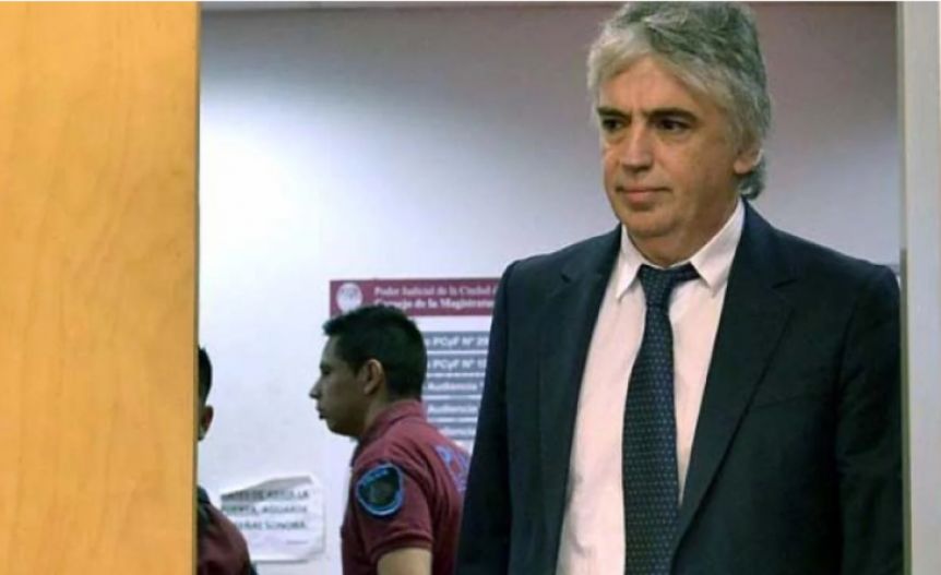 Condenaron a 10 años de prisión al expediatra del Garrahan Ricardo Russo