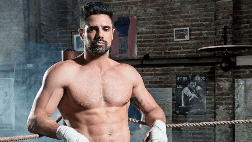 Luciano Castro se quebró al hablar de sus fotos hot