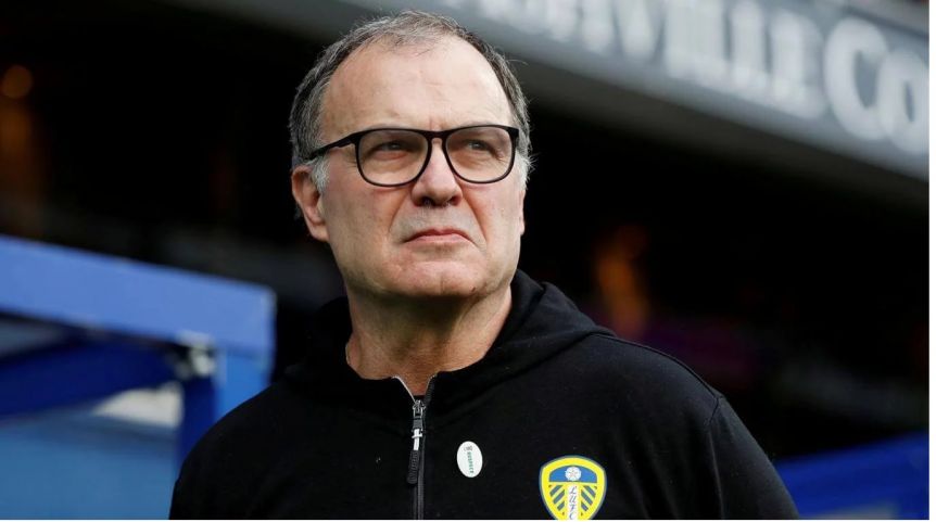 Marcelo Bielsa y sus jugadores reducen su sueldo para ayudar a los empleados de Leeds