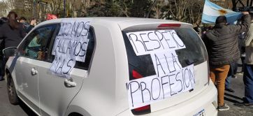 En el Día de la Sanidad, enfermeros de la ciudad se manifestaron en reclamo de una suba salarial