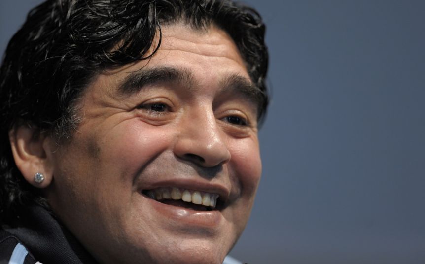 “Me cortaron las piernas”, “la pelota no se mancha”, las memorables frases de Diego Maradona