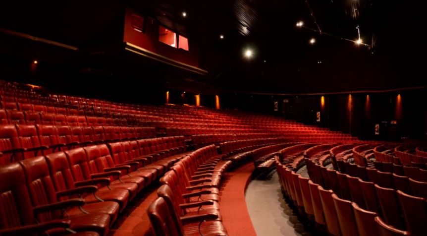 Con protocolos, vuelven el teatro y la música a la Provincia