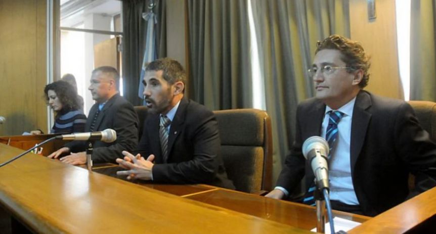 Femicidio de Lucía Pérez: la Legislatura impulsa jury contra los jueces de la causa