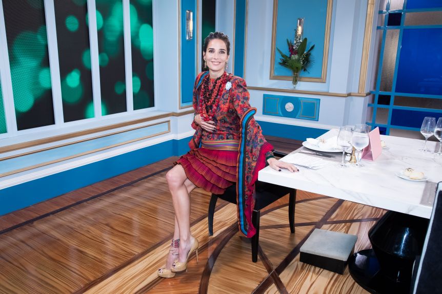 Juana Viale recibe a Mauricio Macri