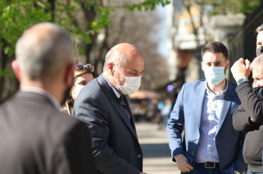 En horas de tensión para el Frente de Todos, Kicillof recibe a los intendentes de la Tercera