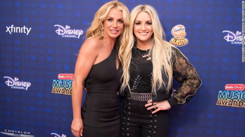 Britney Spears apuntó contra su hermana y la cruzó en las redes