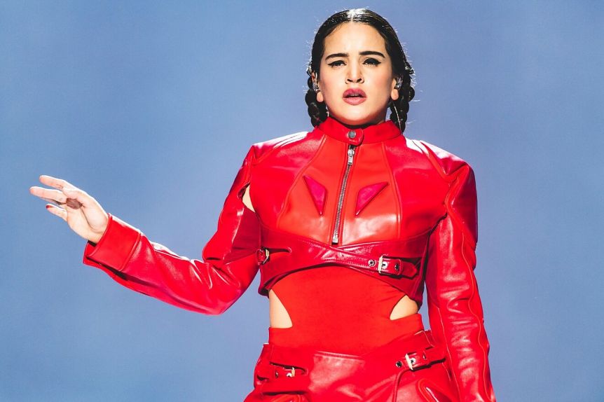 Rosalía sorprendió al público argentino en su primer show en el Movistar Arena