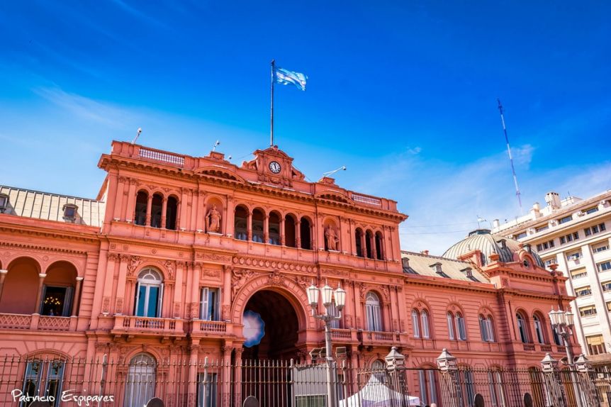 Argentina es el país con mayor relación de deuda pública como porcentaje de su PBI