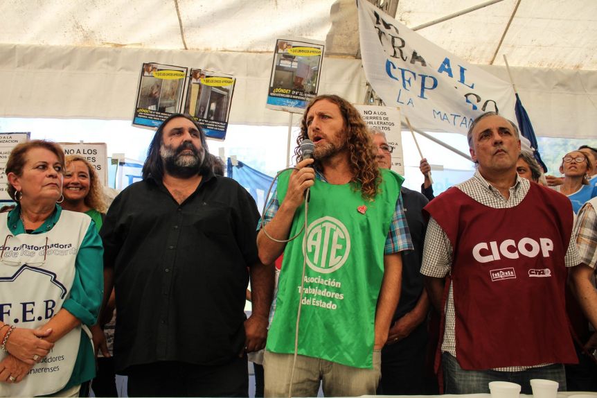 Mas gremios se suman al pedido de apertura de las paritarias 2023