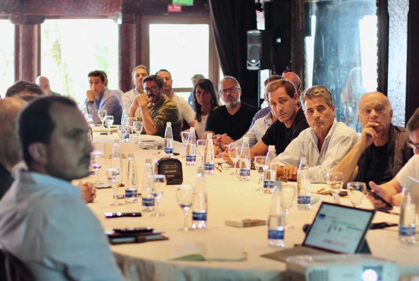 Sin Montenegro, el PRO debate candidaturas y fondos