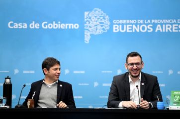 Kicillof presentó los nuevos beneficios de Cuenta DNI y dijo que Vidal fue 