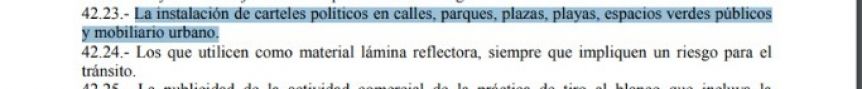 Foul técnico: concejal y pre-candidato a intendente colgó cartelería en un lugar prohibido