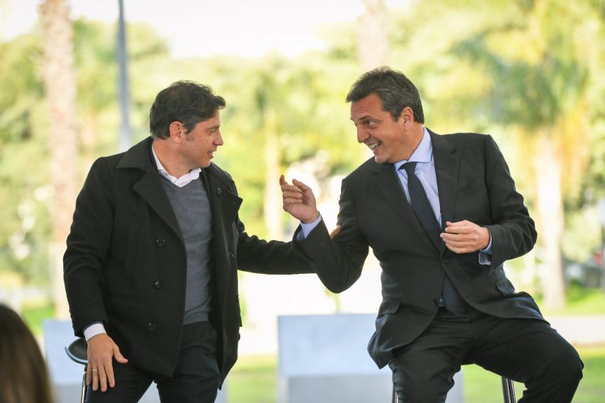 Kicillof, Massa y un cierre de campaña a todo trapo con intendentes en Merlo