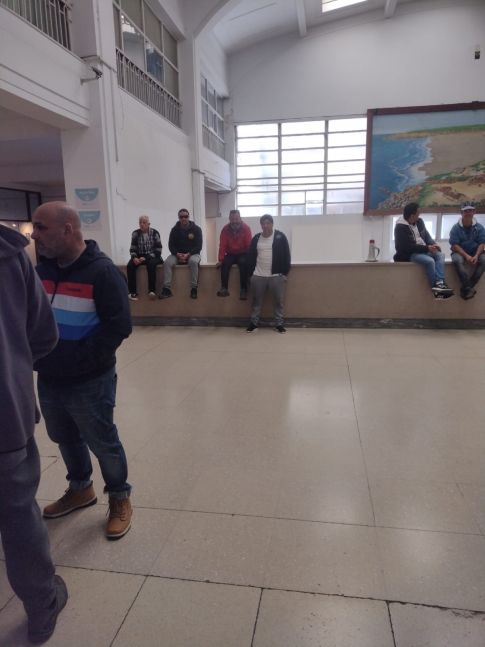 Taxistas alineados con la oposición se impusieron en instalaciones de la Municipalidad - La Tecla Mar del Plata
