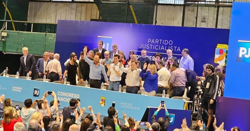 El PJ nacional en busca de un jefe: el armado de una comisión y el juego distante de Kicillof