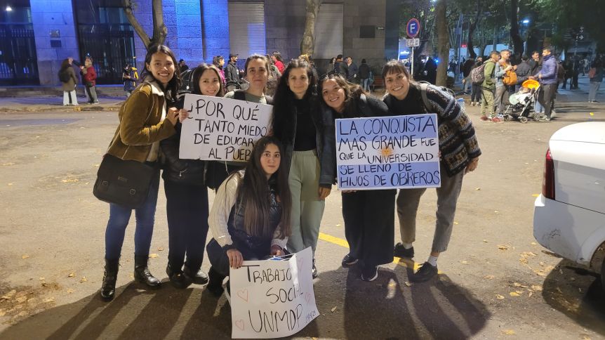 Masiva marcha universitaria en Mar del Plata: lo que dejó