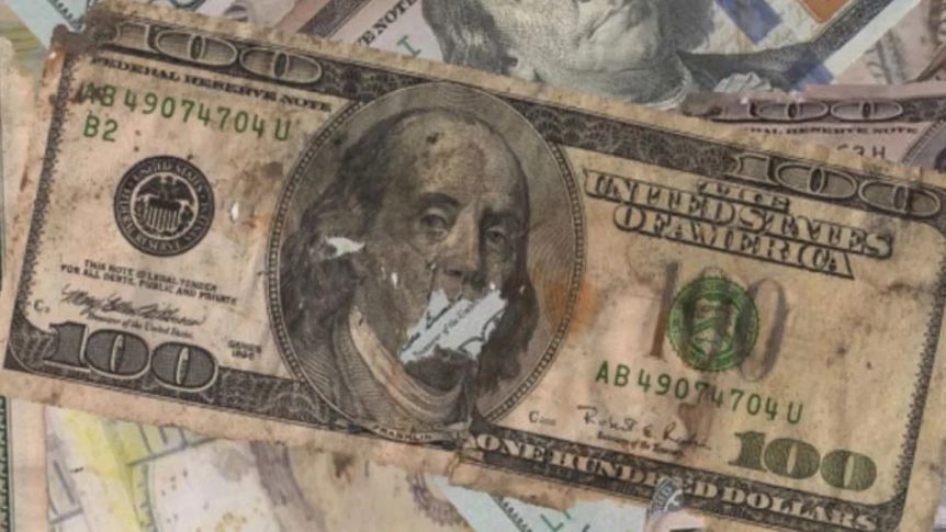 Los bancos aceptarán billetes rotos, manchados y “cara chica”