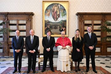 Visita papal: guerra santa en Provincia