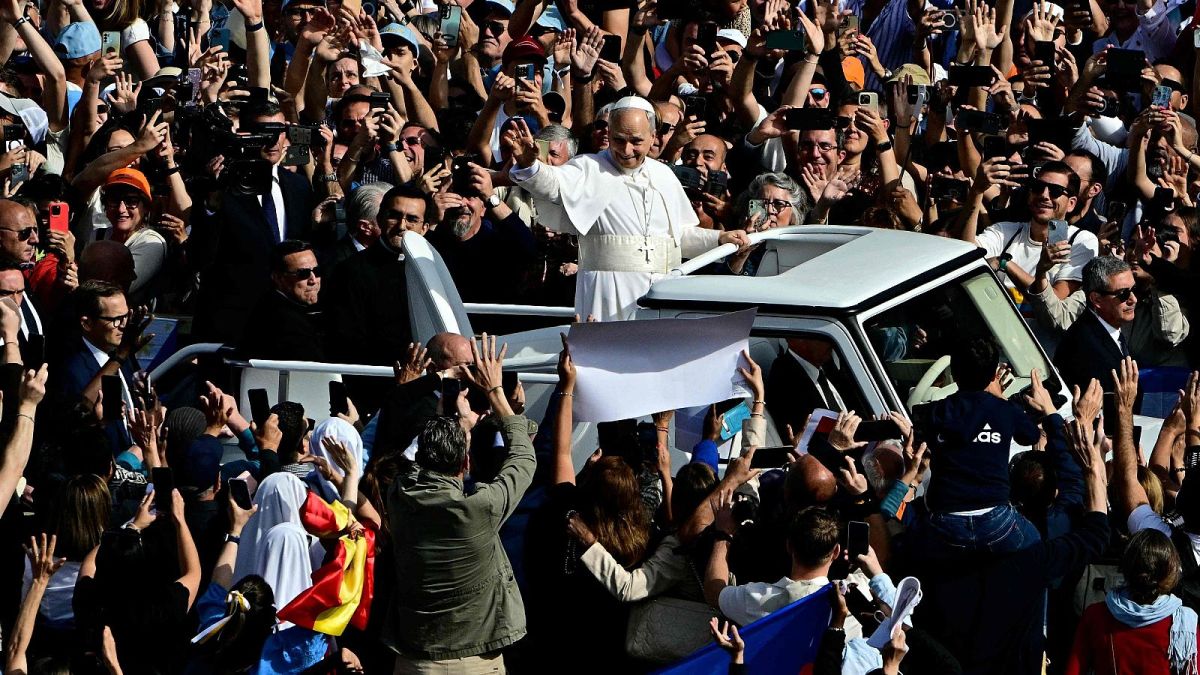 Llegó la delegación del Vaticano y arrancó la cuenta regresiva por la visita de León XIV