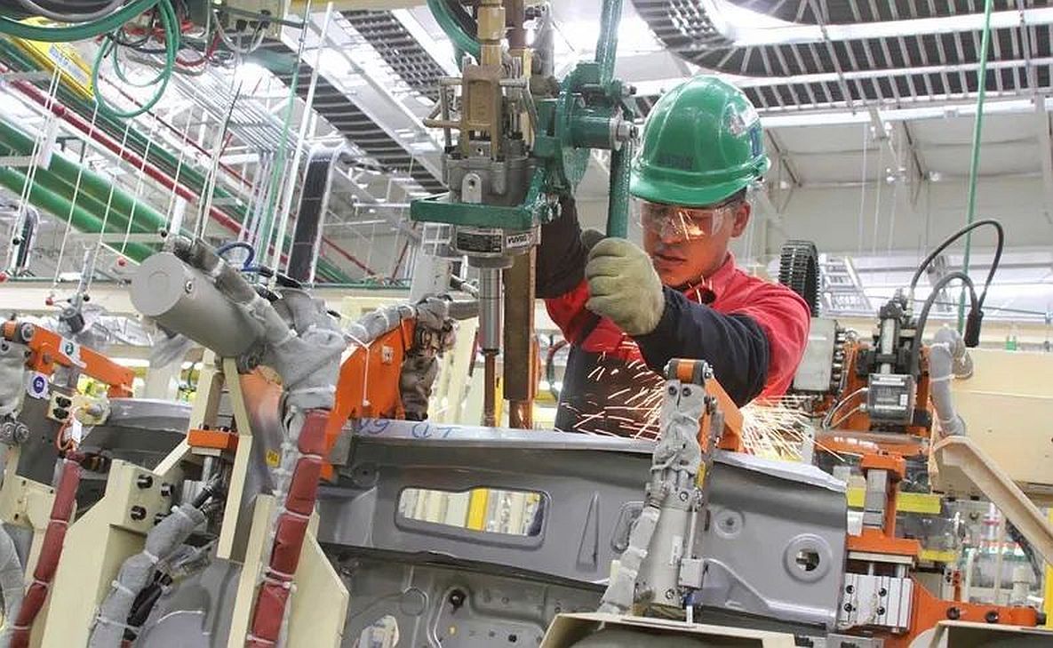Fuerte caída de la industria